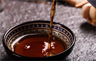 一方水土養(yǎng)一方“酸”，原來(lái)南方也有招牌醋！